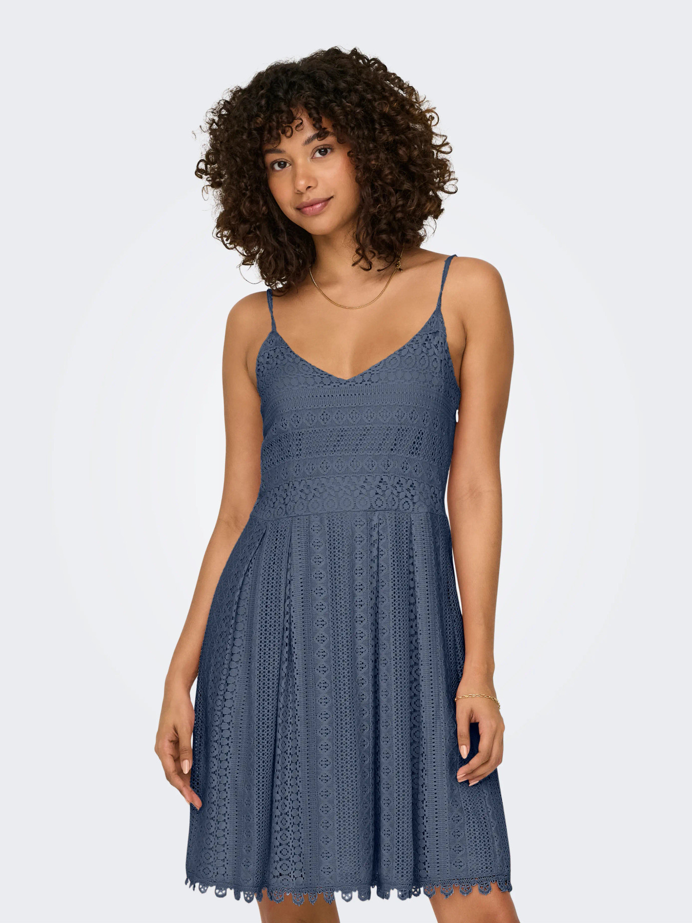 Robe courte ONLY Helena en dentelle - Bleu Indigo