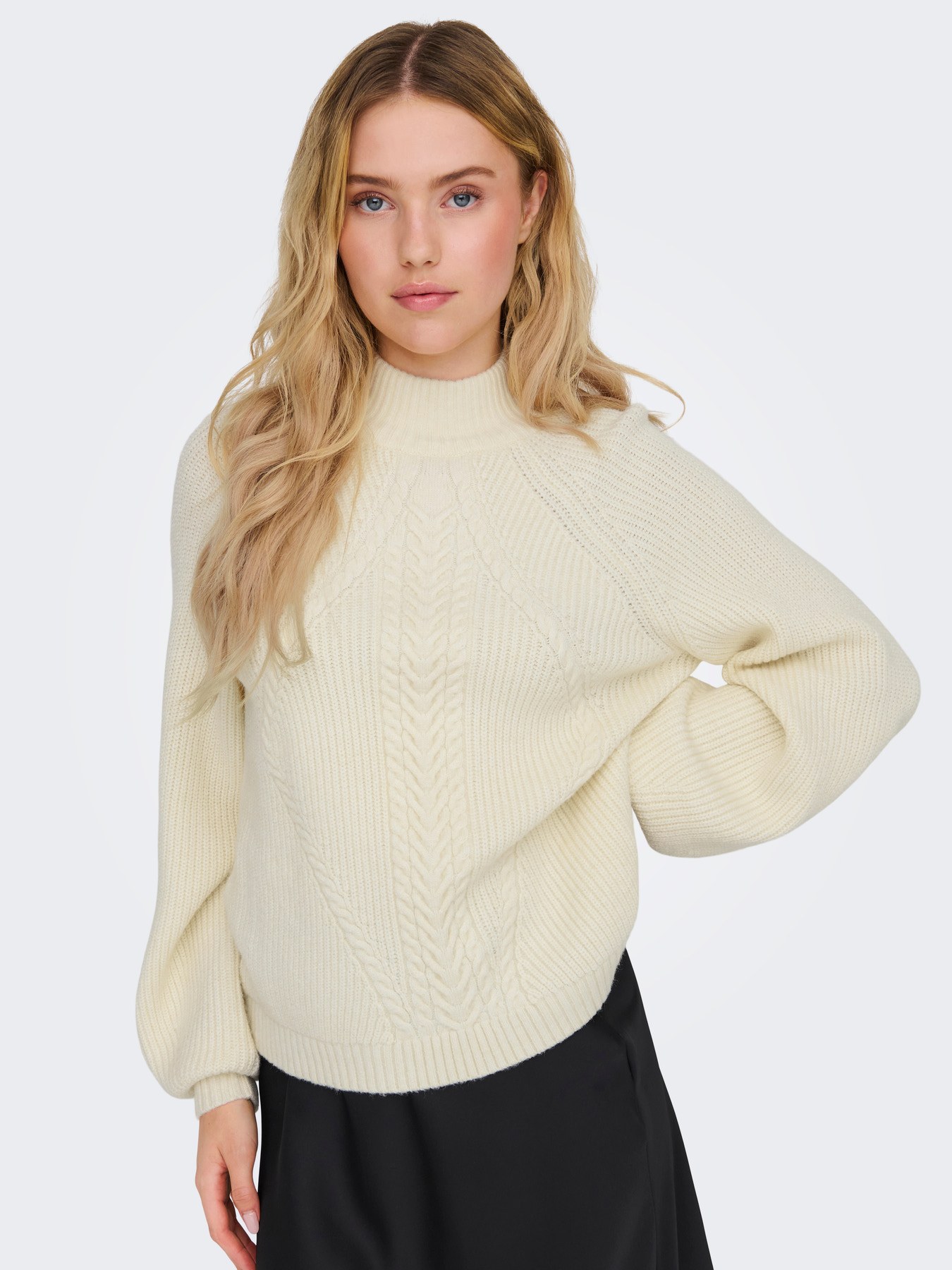 Pull torsadé col montant Katia ONLY – Écru chiné – Image 4