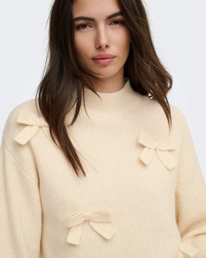 Pull à nœuds col montant Lisa – Écru