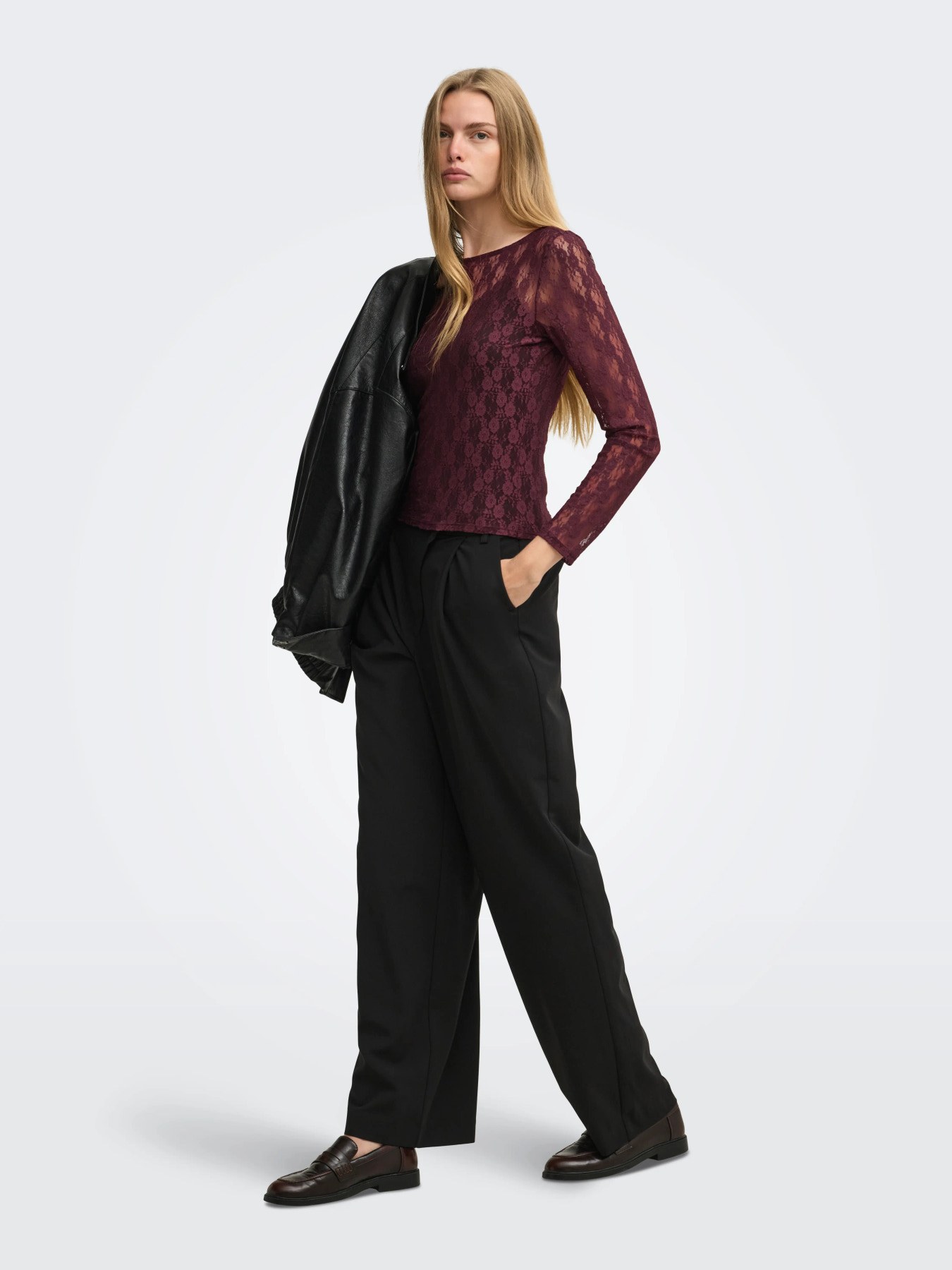 Top en dentelle Nikita ONLY – Bordeaux chocolat – Image 6