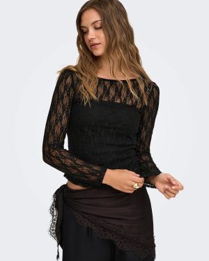 Top en dentelle Nikita ONLY – Noir