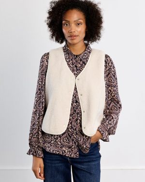 Veste sans manches imitation mouton – Écru – Lili Sidonio